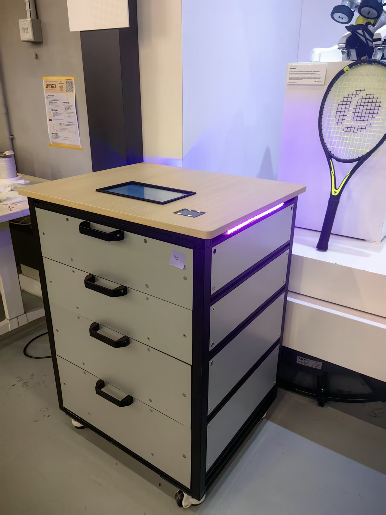 RFID Smart Reagent Cabinet智能 RFID 试剂柜